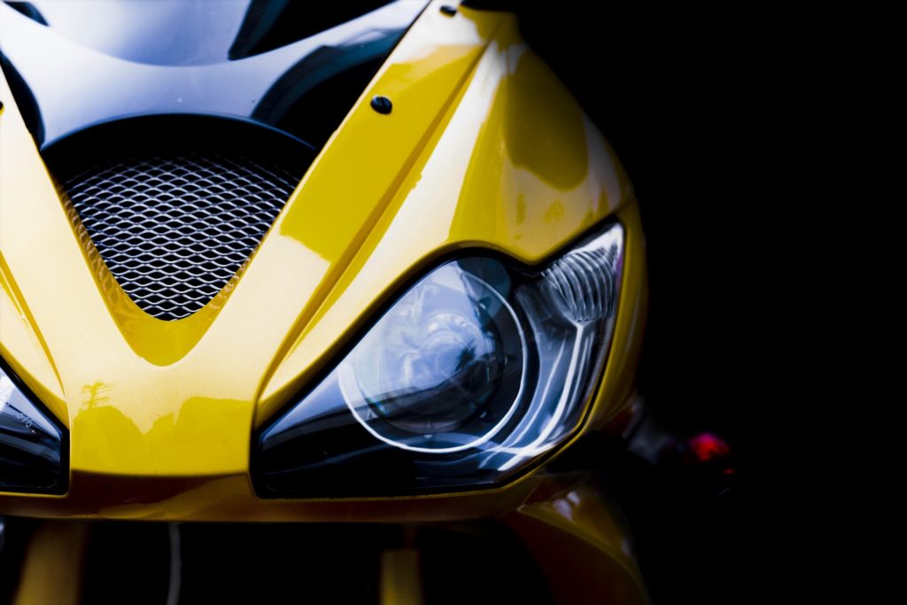 バイク 高級車 いくらからの比較と検討